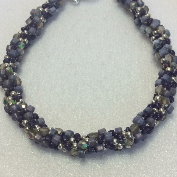 FINAL SALE PRICE Designer 2 Pc Bracelet & ER Set in Purple & Silver - Picture 3 of 4